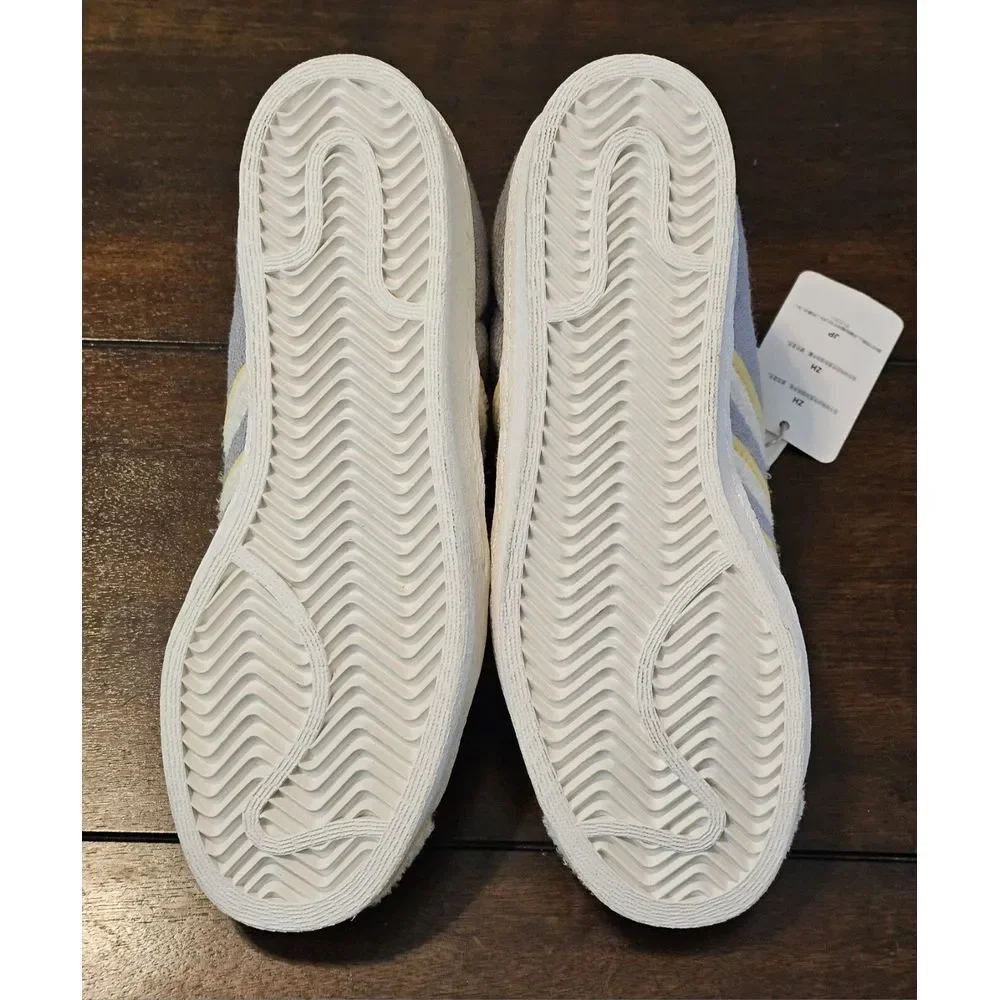 Adidas Cozy Superstar Sneakers Men's Size 4 Sherpa Athletic Shoes Women's Size 6